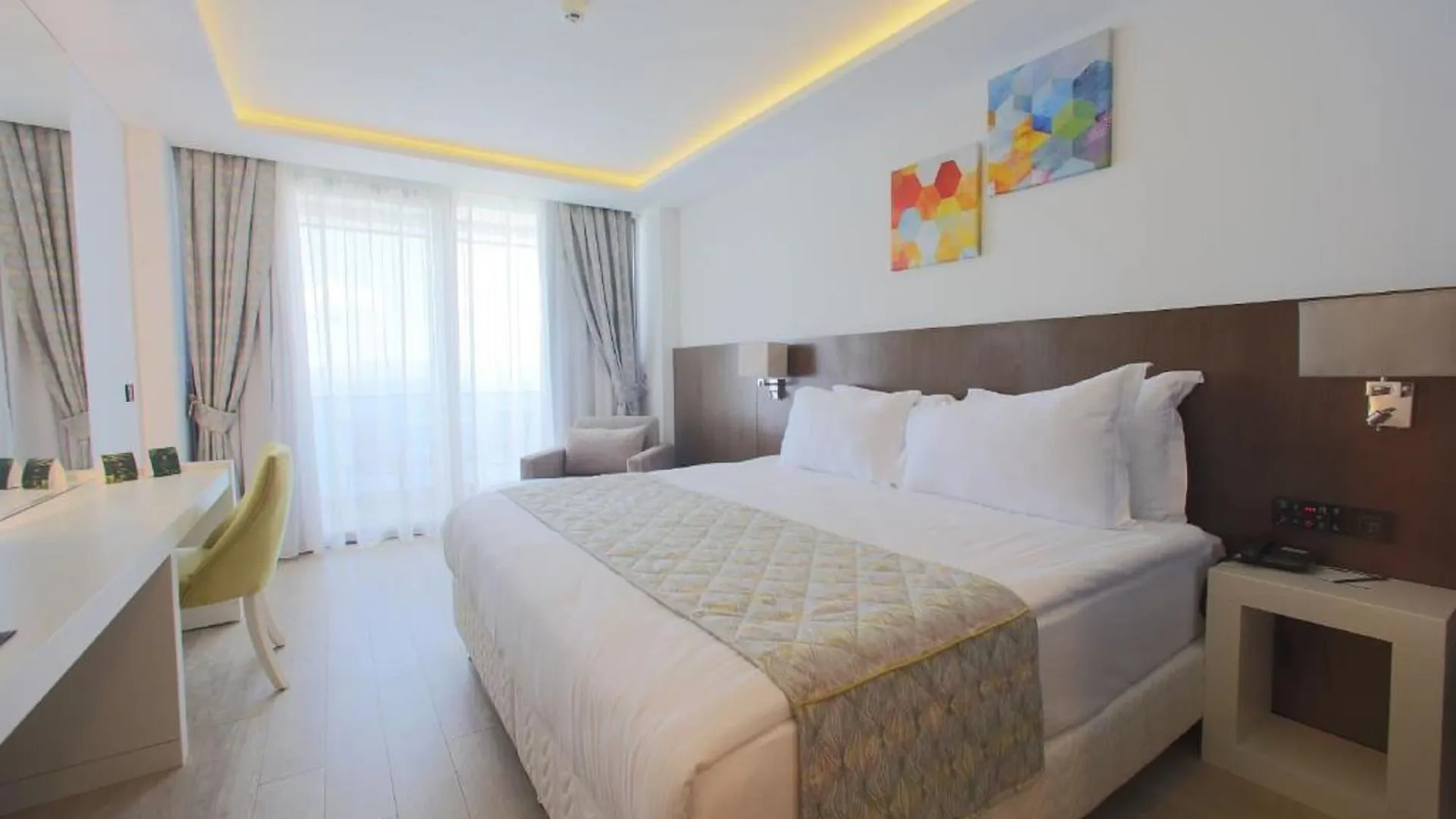 The Nowness Luxury Hotel & Spa Adulty Only Cesme 4*,